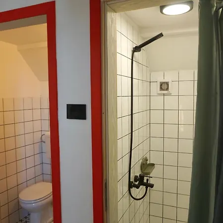 Montana בית הארחה